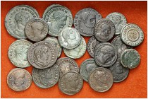Lote de 23 bronces de Constantino I, diversos reversos. A examinar. MBC/EBC-.