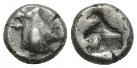 Greek Coins IONIA. Phokaia. Obol (Circa 521-478 BC). 0.9gr 8.7mm
Obv: Head of griffin left. Rev: Quadripartite incuse square. SNG Von Aulock 2118; SNG...