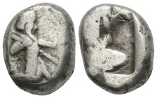 Greek Coins ACHAEMENID EMPIRE. Time of Artaxerxes II to Darius III (Circa 375-330 BC). Siglos. 5.4GR 16.1MM
 Obv: Persian king in kneeling-running sta...