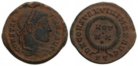 Constantine I, the Great, AD 307-337 AE Follis. 321 AD 3.0 GR 19.9MM
Obv .: CONSTAN-TINVS AVG, head with laurel wreath to right Rev .: DN CONSTANTINI ...
