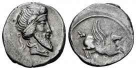 Titius. Q. Titius. Denarius. 90 BC. Central Italy. (Ffc-1142). (Craw-341/1). (Cal-1301). Anv.: Head of Mutinus Titinus right, bound with winged diadem...