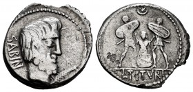 Titurius. L. Titurius L.f. Sabinas. Denarius. 89 BC. Rome. (Ffc-1156). (Craw-344/2b). (Cal-1312). Anv.: Head of Tatius right, SABIN behind, palm below...