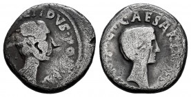 Lepidus and Octavian (Agustus). Denarius. 42 BC. Galia. (Ffc-1 similar). (Craw-495/2c similar). Anv.: LEPIDVS PONT. MAX. lll V.R.P.C., (NT and MA inte...