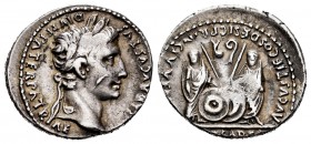 Augustus. Denarius. 7-6 BC. Lugdunum. (Ffc-22). (Ric-207). (Cal-852). Anv.: CAESAR AVGVSTVS DIVI. F. PATER. PATRIE, his laureate head right. Rev.: C.L...