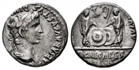 Augustus. Denarius. 7-6 BC. Lugdunum. (Ffc-22). (Ric-207). (Cal-852). Anv.: CAESAR AVGVSTVS DIVI. (F. PATER. PATRIE), his laureate head right. Rev.: C...