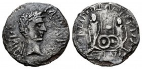 Augustus. Denario forrado. 7-6 a. C. Lugdunum. Ae. 2,96 g. Very interesting hybrid barbaric imitation, it combines the laureate bust type front with D...