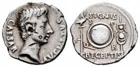 Augustus. Denarius. 19 BC. Colonia Patricia (Córdoba). (Ffc-181). (Ric-86a). (Cal-749). Anv.: CAESAR AVGVSTVS bare head of Augustus right. Rev.: SIGNI...