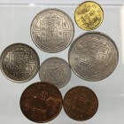 Nepal. Lotto di 7 monete. Conservazioni medie SPL-FDC. Con bustine di vecchia raccolta.