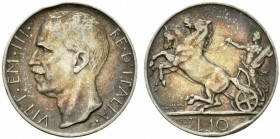 Vittorio Emanuele III. 10 lire 1927 ** 2 rosette Roma Ag. 10g qBB colpo al bordo, patinata