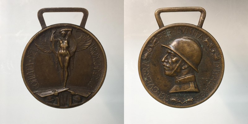 Medaglia Guerra per l'unità d'Italia 1915-1918. Coniata nel bronzo nemico AE 13,...