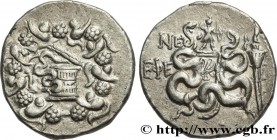 IONIA - EPHESUS
Type : Cistophore 
Date : an 53 
Mint name / Town : Éphèse, Ionie 
Metal : silver 
Diameter : 26  mm
Orientation dies : 1  h.
Weight :...