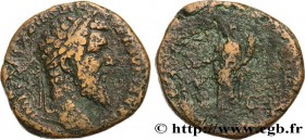 DIDIUS JULIANUS
Type : Sesterce 
Date : 193 
Mint name / Town : Rome 
Metal : copper 
Diameter : 28,5  mm
Orientation dies : 6  h.
Weight : 20,70  g.
...