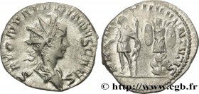 SALONINUS
Type : Antoninien 
Date : juillet-août 
Date : 259-260 
Mint name / Town : Trèves 
Metal : billon 
Millesimal fineness : 250  ‰
Diameter : 2...