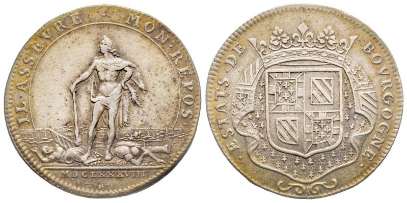 Jeton, Louis XIV, États de Bourgogne, 1688, AG 11.91 g.
Avers : Louis XIV en Her...