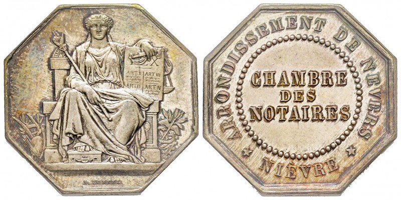 Jeton, 1829, AG. 14.9 g. Poinçon Abeille
Avers: - .
Revers: CHAMBRE DES NOTAIRES...