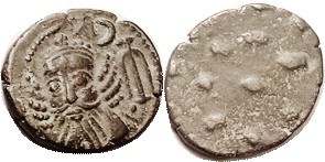 ELYMAIS, Orodes III, Æ Drachm, GIC-5910, Facg bust with bushy hair/dashes; VF, p...