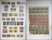 Deutschland - Notgeld: 2 Bilderrahmen - Ausstellungsrahmen mit Serienscheinen. Ein Bilderrahmen mit ca. 40 Einzelstücken und ein Bilderrahmen mit eine...