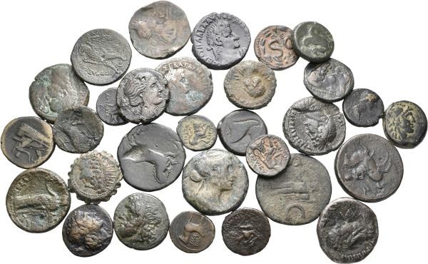 Antike: Griechische Münzen: Lot von ca. 30 Bronzemünzen, ca. 4 Jahrhundert vor C...