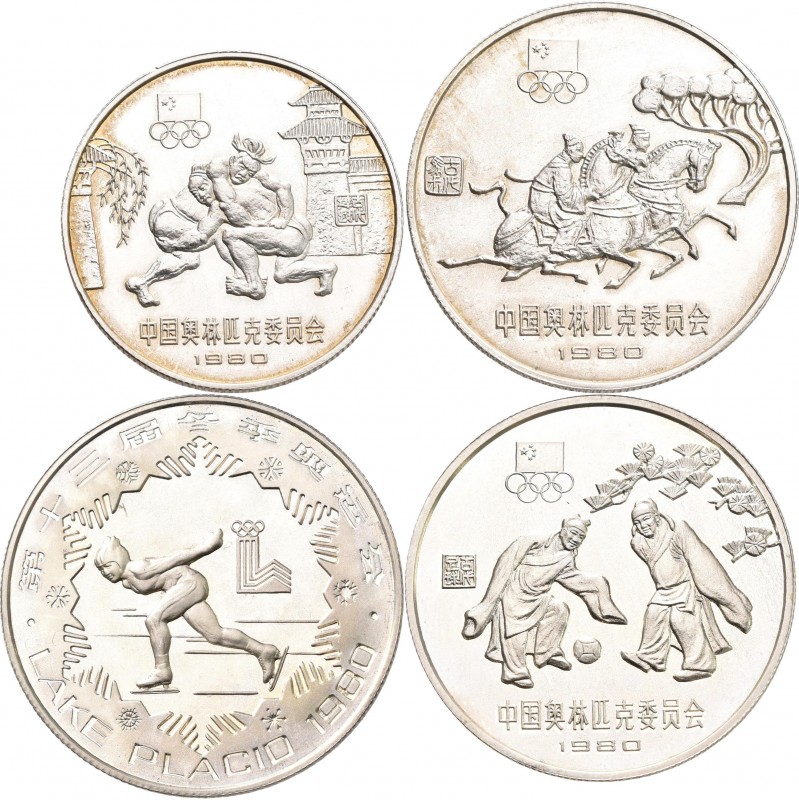 China - Volksrepublik: Lot 4 Münzen Olympische Spiele 1980 Lake Placid / Moskau,...