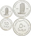 Vereinigte Arabische Emirate: 25 + 50 Dirhams proof Set 1998, 35 Jahre The National Bank of Dubai 1963-1998. KM# 33 + 34. 20g + 40g aus 925/1000 Silbe...