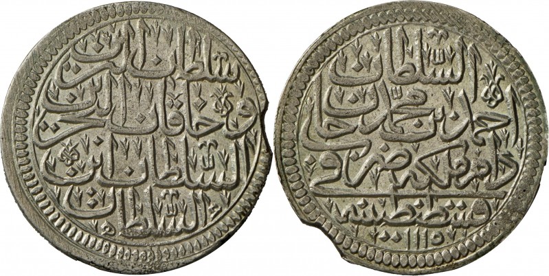 Türkei: Lot 3 Münzen, Ahmed III. ibn Mohammed (1703-1730): Zolota AH 1115, Jahr ...