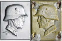 Medaillen Deutschland: Drittes Reich: Einseitige versilberte Eisenblechplakette o. J., von B.H. Mayer, Pforzheim. ”Wehrmachtssoldat”. 86 x 66,5 mm, 36...