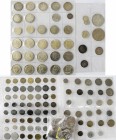Alle Welt: Nettes Lot mit diversen Münzen und Medaillen, dabei: 5 Reichsmark Hindenburg (7), Ausländische Silbermünzen wie 5 ATS/10 ATS/25 ATS/ 5 CHF/...