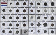 Niederländische Kolonien: Album mit über 100 Münzen Niederländisch Indien (VOC), NL-East Indies und Südost Asien. Die meisten Münzen stammen aus dem 1...