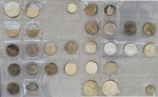 Vereinigte Staaten von Amerika: Lot 15 USA Münzen, überwiegend ½ Dollar Gedenkmünzen.
 [differenzbesteuert]
