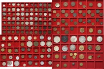 Deutschland: Münzkoffer mit fast 200 diversen Münzen mit Schwerpunkt RDR, dabei aber auch Münzen aus aller Welt und ein paar Medaillen. Die Münzen sin...