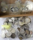 Bundesrepublik Deutschland 1948-2001: Lot diverser DM Münzen, dabei bisschen Kleingeld, 5 DM und 10 DM, diese teils in pp.
 [differenzbesteuert]