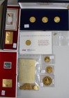 Medaillen Deutschland: Lot 18 Medaillen aus Gold, verschiedene Legierungen 900/986/999. Dabei 40 Jahre BRD und 100. Geb. Adenauer als Goldbarren in Br...