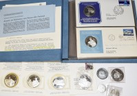 Medaillen Deutschland: Lot diverser Medaillen, dabei z.B. Serie UNO-Medaillen-Ersttagsbriefe (10) im Album, Hindenburgmedaille 1927, Christoph Thaler ...