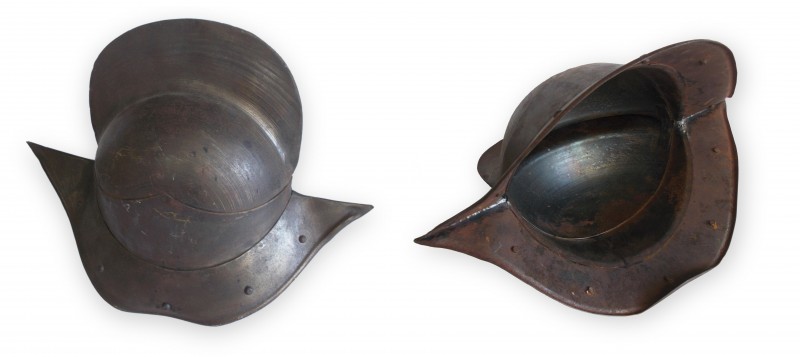 Varia, Sonstiges: Metall-Helm im Stile eines sog. ”Morion Helm”, Anfertigung des...