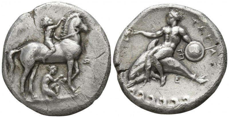 Calabria. Tarentum circa 340-335 BC.
Nomos AR

21mm., 7,58g.

Nude youth on...