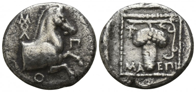 Thrace. Maroneia circa 398-385 BC.
Triobol AR

14mm., 2,64g.

ΜΟΛ-Π-O; fore...