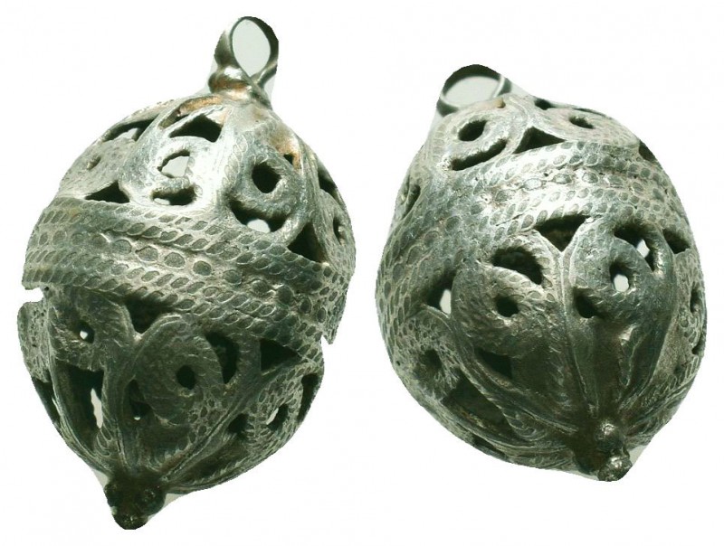 Ancient Roman Silver fligree bead, c. 1st-3rd century AD.
Condition: Very Fine...