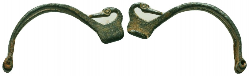 Ancient Roman bronze fibula, c. 1st-3rd century AD.
Condition: Very Fine

Weight...