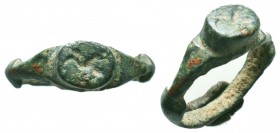 Byzantine Ring , c. 11th-13th century AD
Condition: Very Fine

Weight: 3,0 gram
Diameter: 20,3 mm