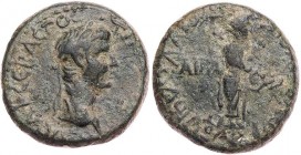 AIOLIS AIGAI
Claudius, 41-54 n. Chr. AE-Tetrachalkon 43-48 n. Chr., unter Apollodoros Vs.: Kopf des Claudius mit Lorbeerkranz n. r., Rs.: Apollon ste...