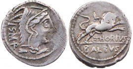 RÖMISCHE REPUBLIK
L. Thorius Balbus, 105 v. Chr. AR-Denar Rom Vs.: Kopf der Iuno Sospita mit Ziegenfell n. r., dahinter I S M R, Rs.: L THORIVS / BAL...