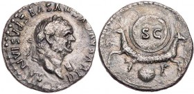 RÖMISCHE KAISERZEIT
Vespasianus, 69-79 n. Chr. AR-Denar 80/81 n. Chr., postum unter Titus Rom Vs.: DIVVS AVGVSTVS VESPASIANVS, Kopf mit Lorbeerkranz ...