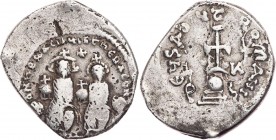 BYZANZ
Heraclius mit Heraclius Constantinus, 613-638. AR-Hexagramm 625-629 Constantinopolis Vs.: D N hERACLIUS ET hERA CON, beide Kaiser thronen v. v...