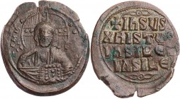 BYZANZ
Basilios II. Bulgaroktonos mit Konstantinos VIII., 976-1025. AE-Follis (anonym) Konstantinopolis Vs.: IC - XC / + EMMA-NOV[HL], Pantokratorbüs...