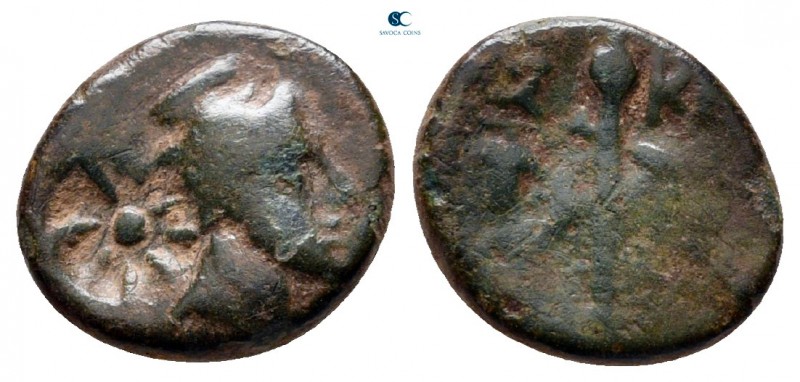 Troas. Uncertain mint circa 300-200 BC. 
Bronze Æ

12 mm., 1,07 g.



nea...