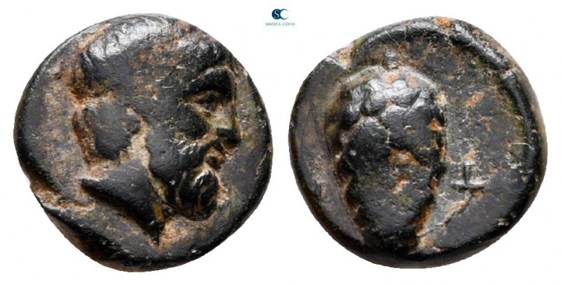 Troas. Uncertain mint circa 300-200 BC. 
Bronze Æ

10 mm., 1,14 g.



nea...