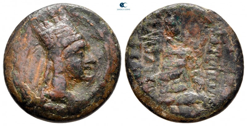 Kings of Armenia. Tigranocerta. Tigranes II "the Great" 95-56 BC. 
Bronze Æ

...