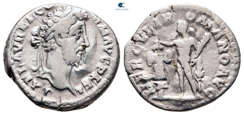 Commodus AD 180-192. Rome
Denarius AR

17 mm., 2,11 g.



nearly very fin...