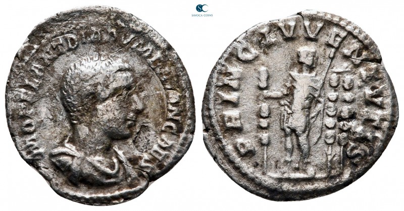 Diadumenian AD 218-218. Rome
Denarius AR

20 mm., 2,16 g.



nearly very ...