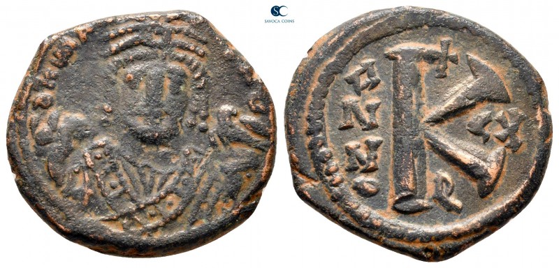 Maurice Tiberius AD 582-602. Theoupolis (Antioch)
Half Follis or 20 Nummi Æ

...